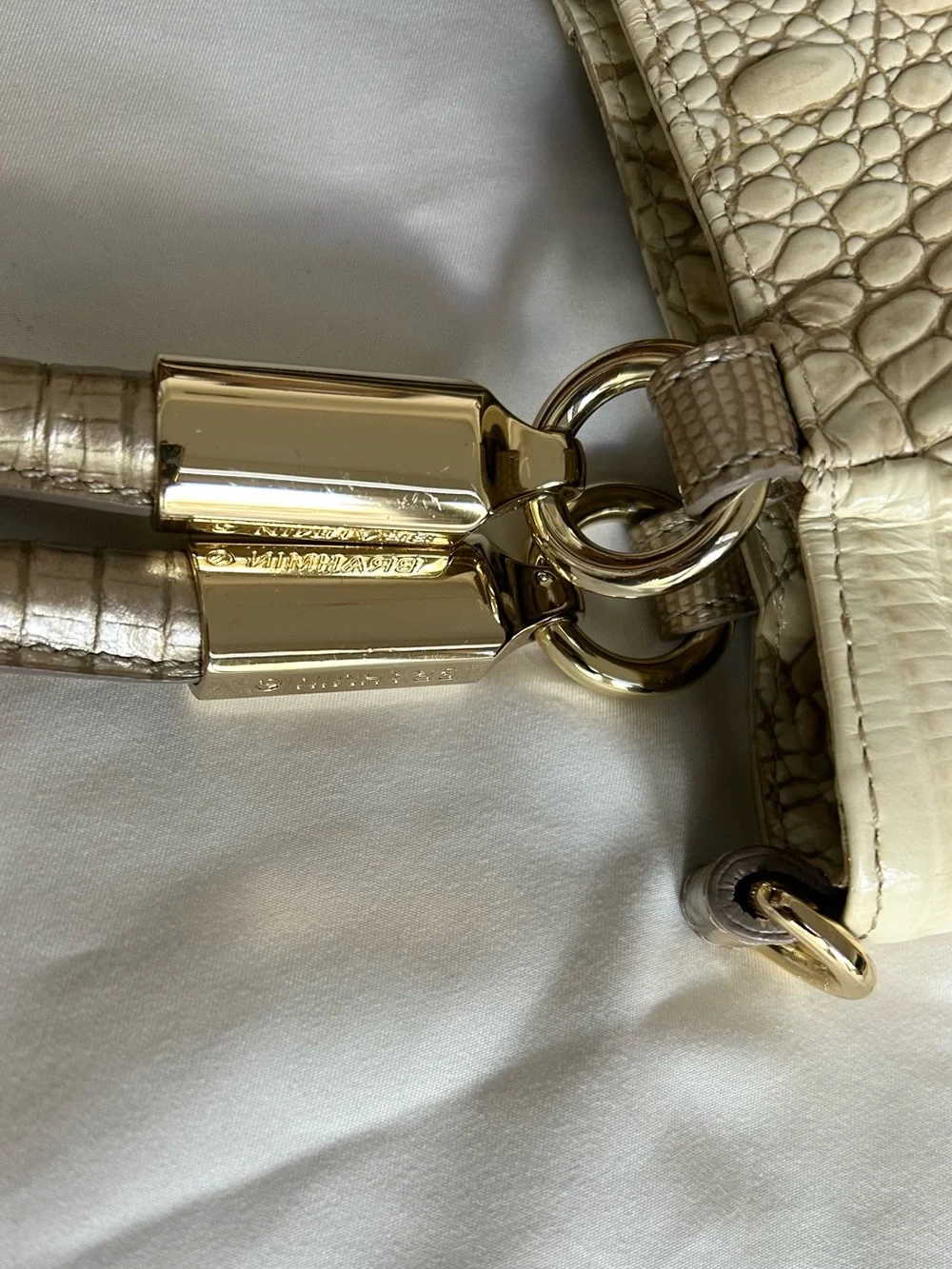 Brahmin Ruby Melbourne Satchel in EUC